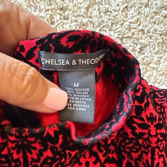 Chelsea & Theodore Black and Red Smocked Midi Dress - Picture 2 of 4